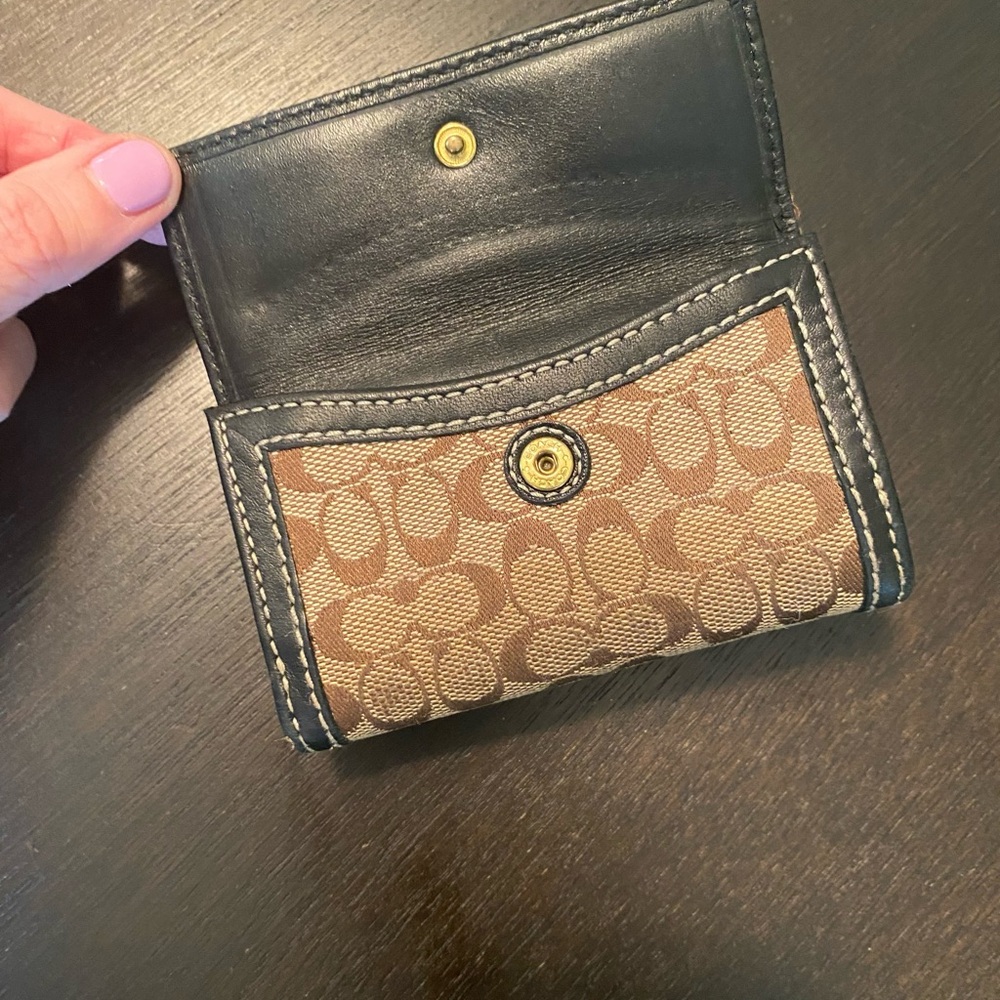 Vintage Leather C Logo Coach Snap Wallet - Picture 3 of 15